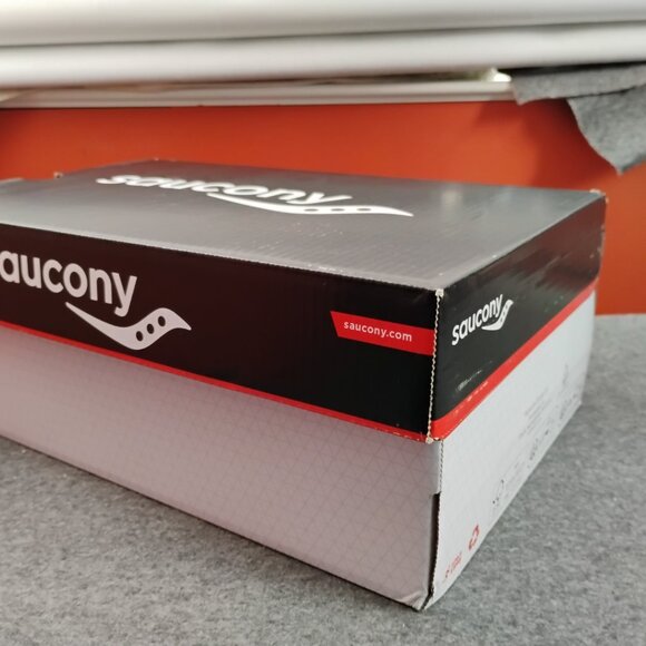 NEW! Saucony Women's Mirage Flow Running Shoes Size 11 Cloud/Silver - Picture 9 of 9